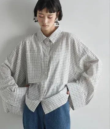 슈퍼 와이드 슬리브 박스 셔츠 The YOn