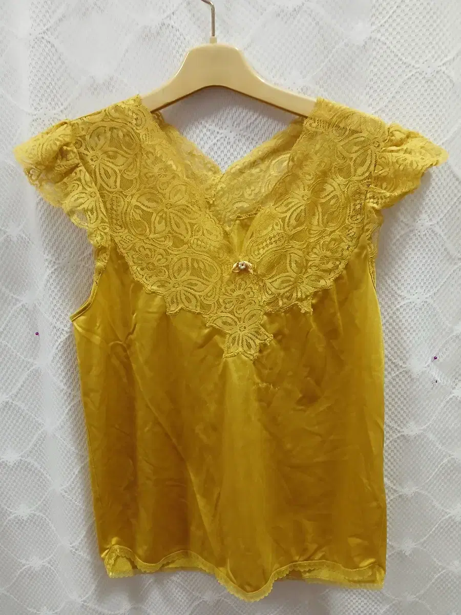 Vivien Slip Top 90
