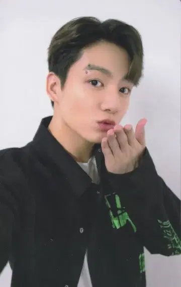 BTS WFC 회원 혜택 JUNG KOOK 트레이딩 카드 양면