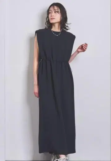 유나이티드 애로우즈 COMFY 드로스트 프렌치 슬리브 원피스
