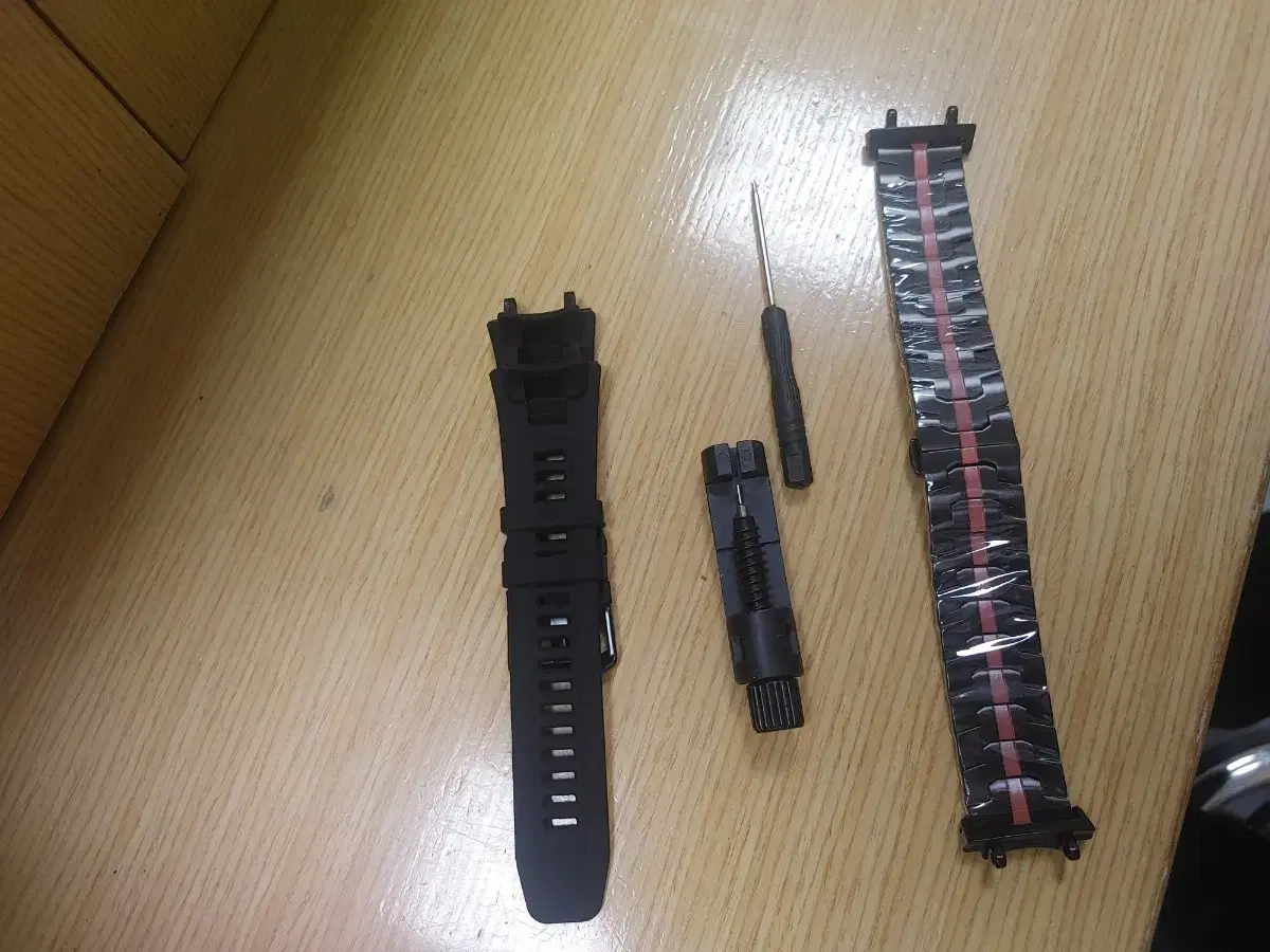 Amazfit T-lex 3 dedicated strap.