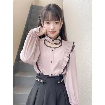 ROJITA 하트 버클 블라우스