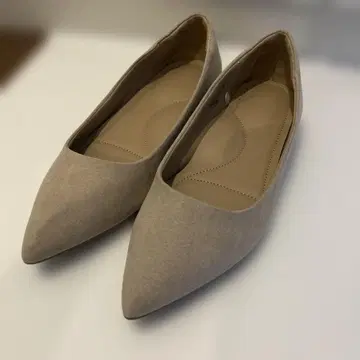 베이지 스틸레토 플랫 슈즈