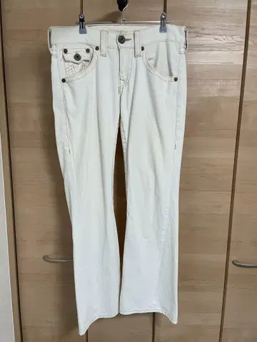 TRUE RELIGION 화이트 데님 청바지 JOEY 30 부츠 컷
