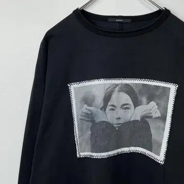 EMODA 비요크 롱 T 블랙