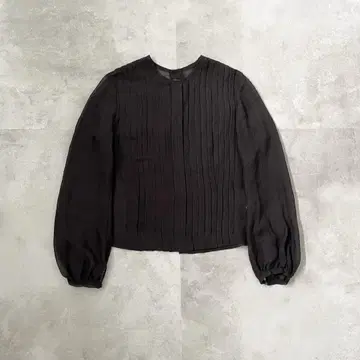 ARTS&SCIENCE 실크 쉬폰 핀턱 블라우스