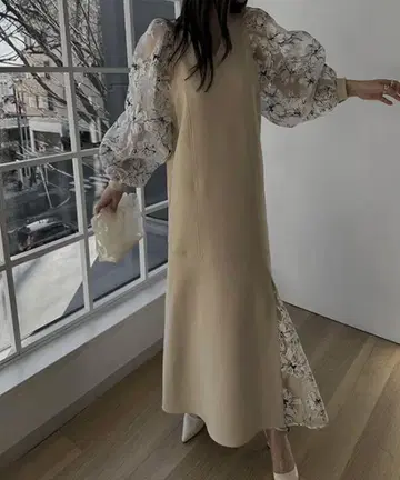 오간디 꽃 무늬 볼륨 소매 패널 원피스