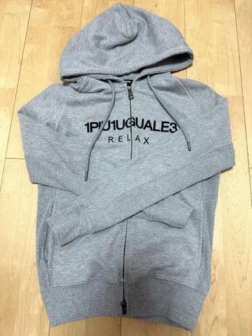 1PIU1UGUALE3 우노피우노우과레토레 집업 후드티 S
