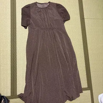 브라운 도트 무늬 반팔 롱 원피스 PLST
