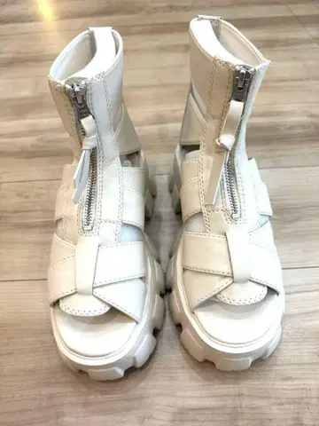 jeanasis ZIP 글래디에이터 샌들 M