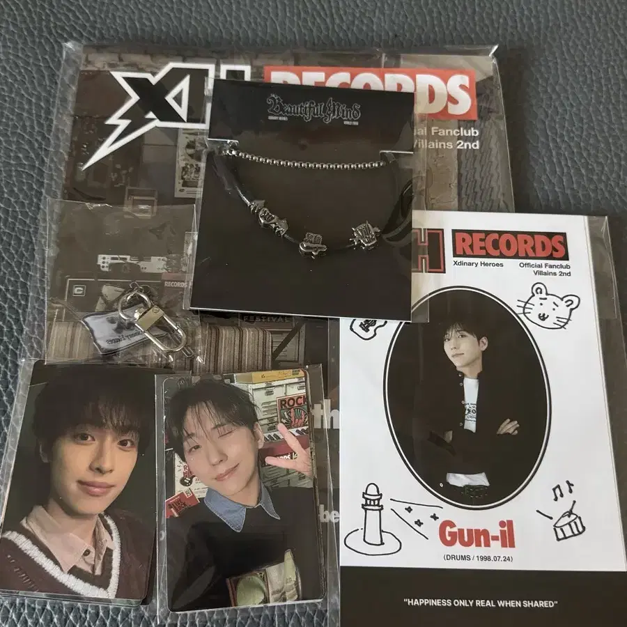 Shop 엑디즈2기 on Bunjang Global Site - No more Korean account!