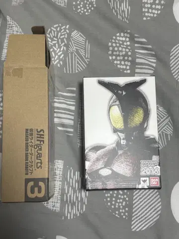 SHFiguarts 가면라이더 다크 카부토 진면목 제법