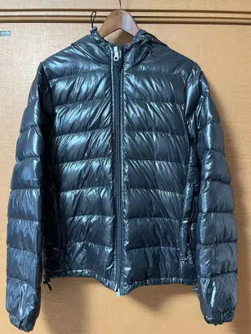 DUVETICA 후드 부착 다운 자켓 46 블랙