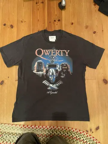 QWERTY 티셔츠 doublet