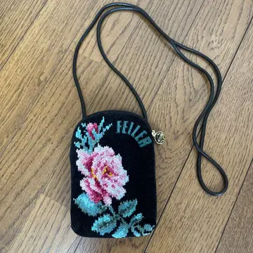 FEILER 페이러 숄더 미니백 블랙 베이스에 장미, FEILER 자수