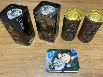 진격의 거인 캔 용기