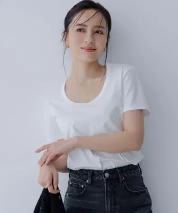 anuans 실크 터치 코튼 U 넥 T 화이트