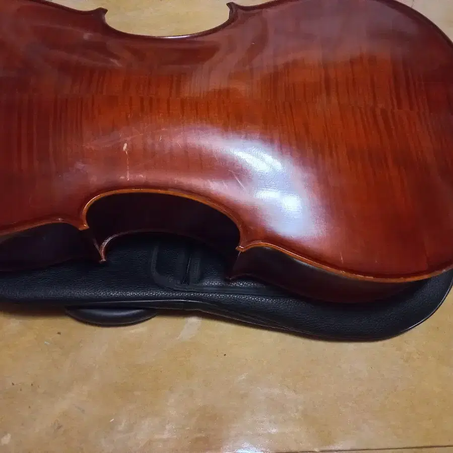 German-made 3/4 Size Cello on Bunjang Global Site.
