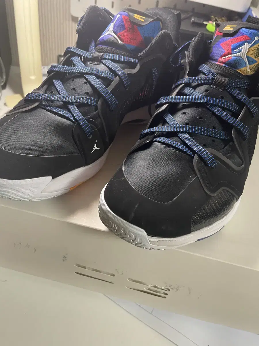 Quick sale) Air Jordan 37 Low 275mm with box