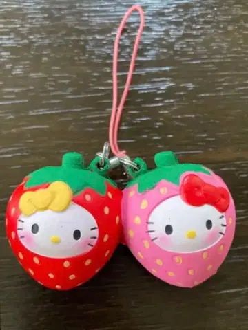헬로키티 딸기 스트랩 산리오 말랑 마스코트