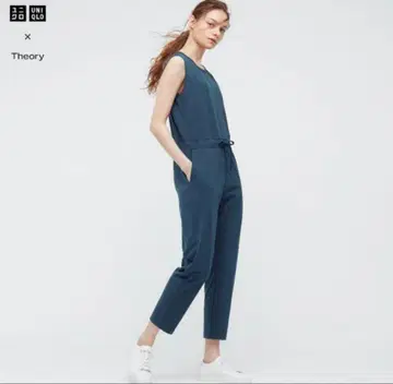 새상품 M 유니클로 띠어리 울트라 스트레치 점프 수트