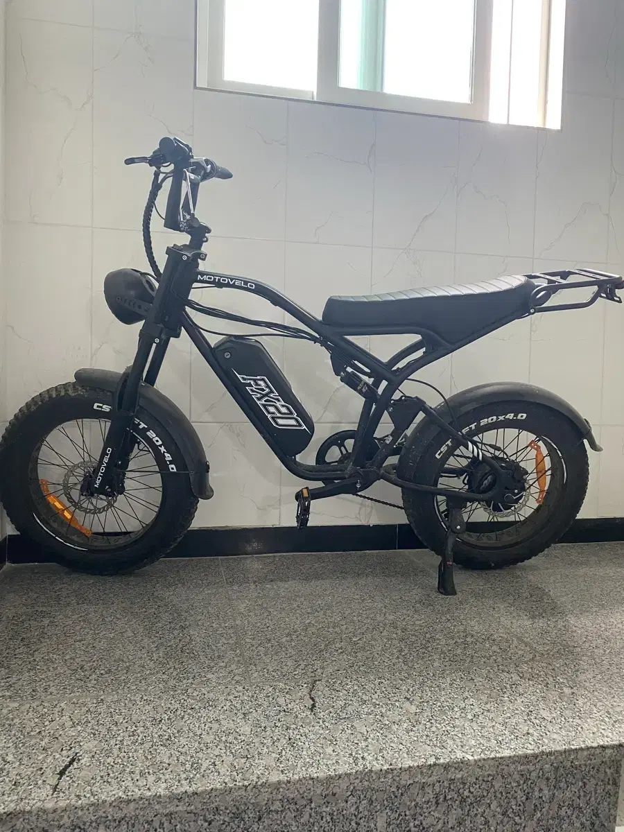 Motovelo fx20 Electric Bicycle