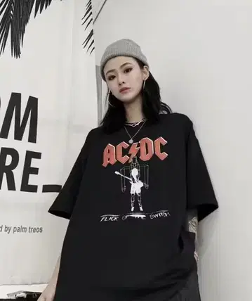 ACDC 티셔츠 XL 상당 기장 75cm 가슴 너비 59cm