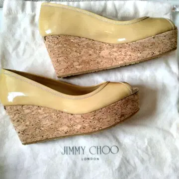 미사용 JIMMY CHOO 페이턴트 오픈토 웨지솔 36 1/2