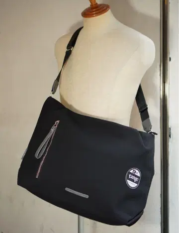 새상품 Range 레인지 SMART 메신저 백 BLACK
