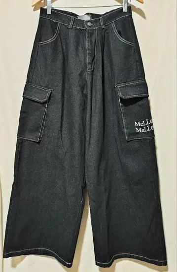 MELLOW 블랙 카고 배기 데님 팬츠