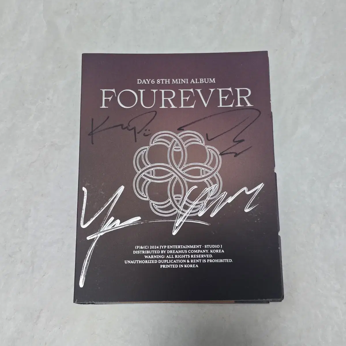 DAY6 Unreleased Signature Album + 13 Photocards (Bulk)