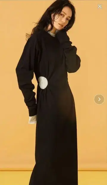 MATURED 사이드 오픈 코튼 원피스