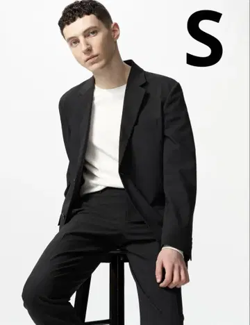 유니클로 감동 자켓 울라이크 블랙 S UNIQLO