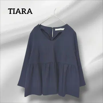 티아라 긴팔 블라우스 네이비 페플럼 스타일 플레어 7부 소매