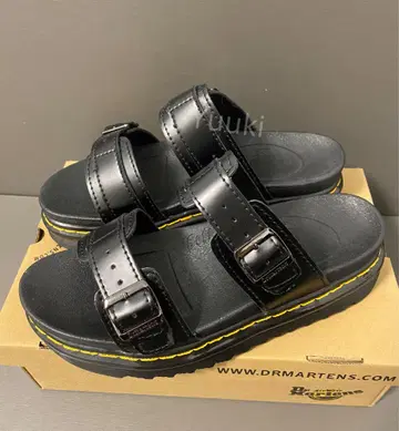 새상품 미사용 Dr.Martens 통굽 샌들 블랙 남녀 공용 26.5cm