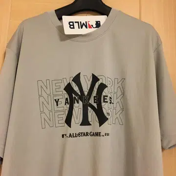 새상품 MLB 뉴욕 양키스 반팔 티셔츠 메쉬 소재 LL