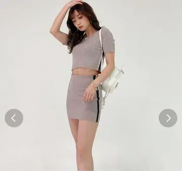 GYDA 사이드 라인 니트 탱크탑 스커트 세트업 핑크
