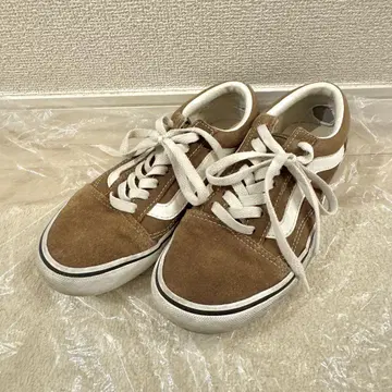 Vans 브라운 스웨이드 스니커즈