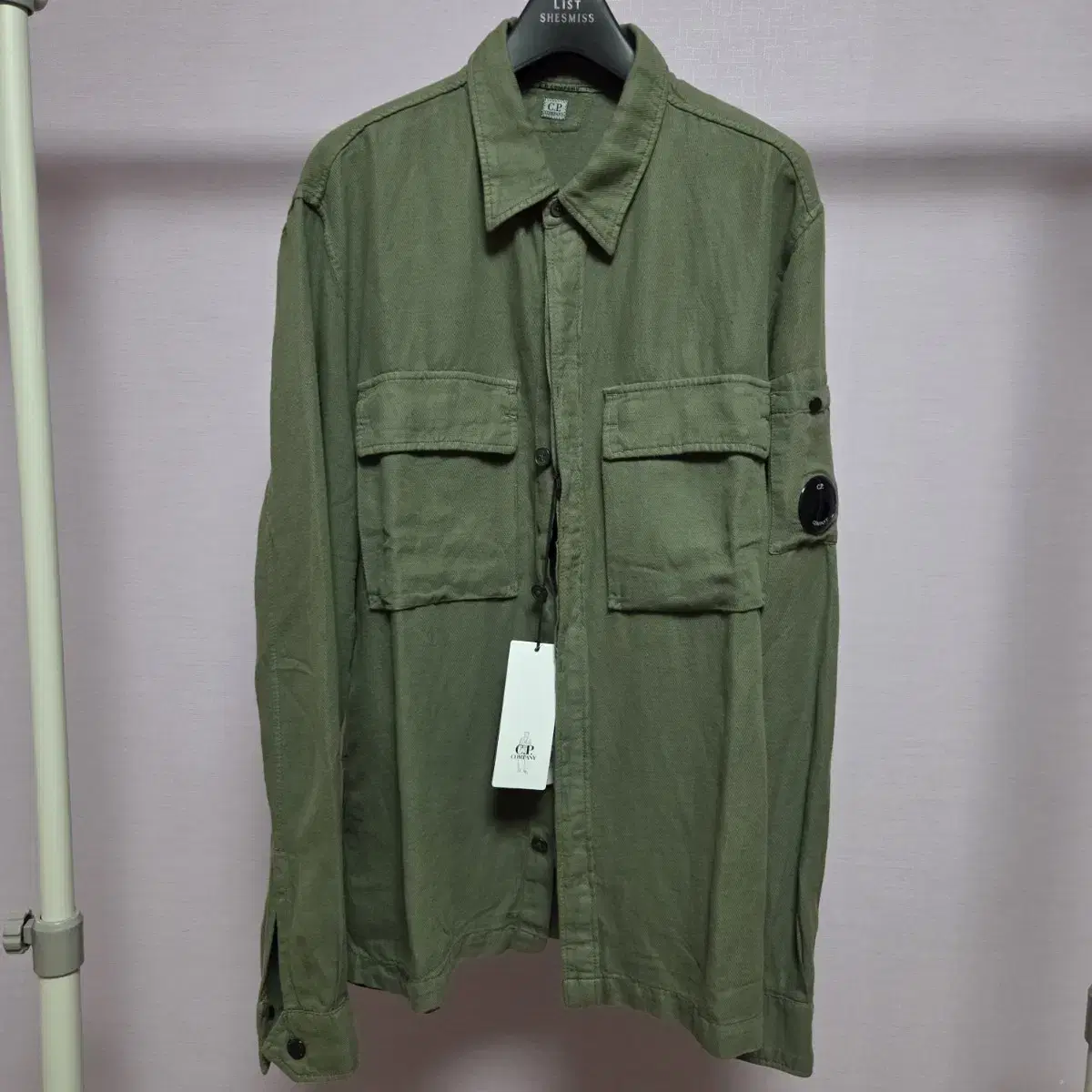 [Completely New Authentic Product] CP Company Lens Pocket Button Shirt Jacket Khaki L