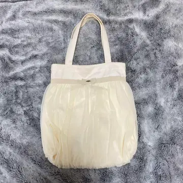 프랑슈리페 튤 백 크림색