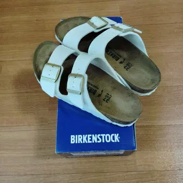 BIRKENSTOCK 화이트 더블 스트랩 샌들 37 화이트