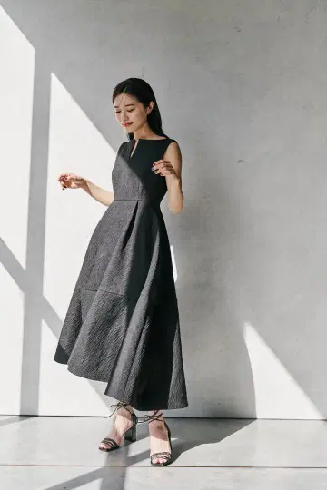 laubeblanc 로브 블랑 Keyneck Jacquard Dress