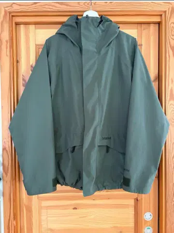 Marmot GORE-TEX 올웨더 아파트