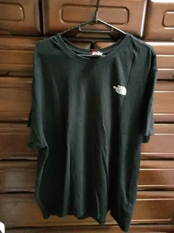 THE NORTH FACE 블랙 티셔츠