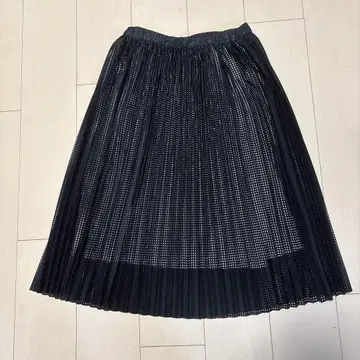rhythomos 리토모스 블랙 플리츠 스커트 S 사이즈