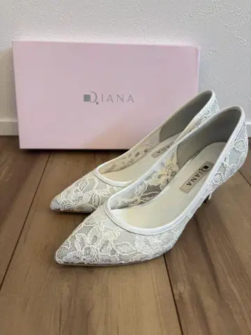 DIANA 화이트 레이스 웨딩 슈즈 23cm 펌프스