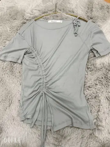moussy 티셔츠