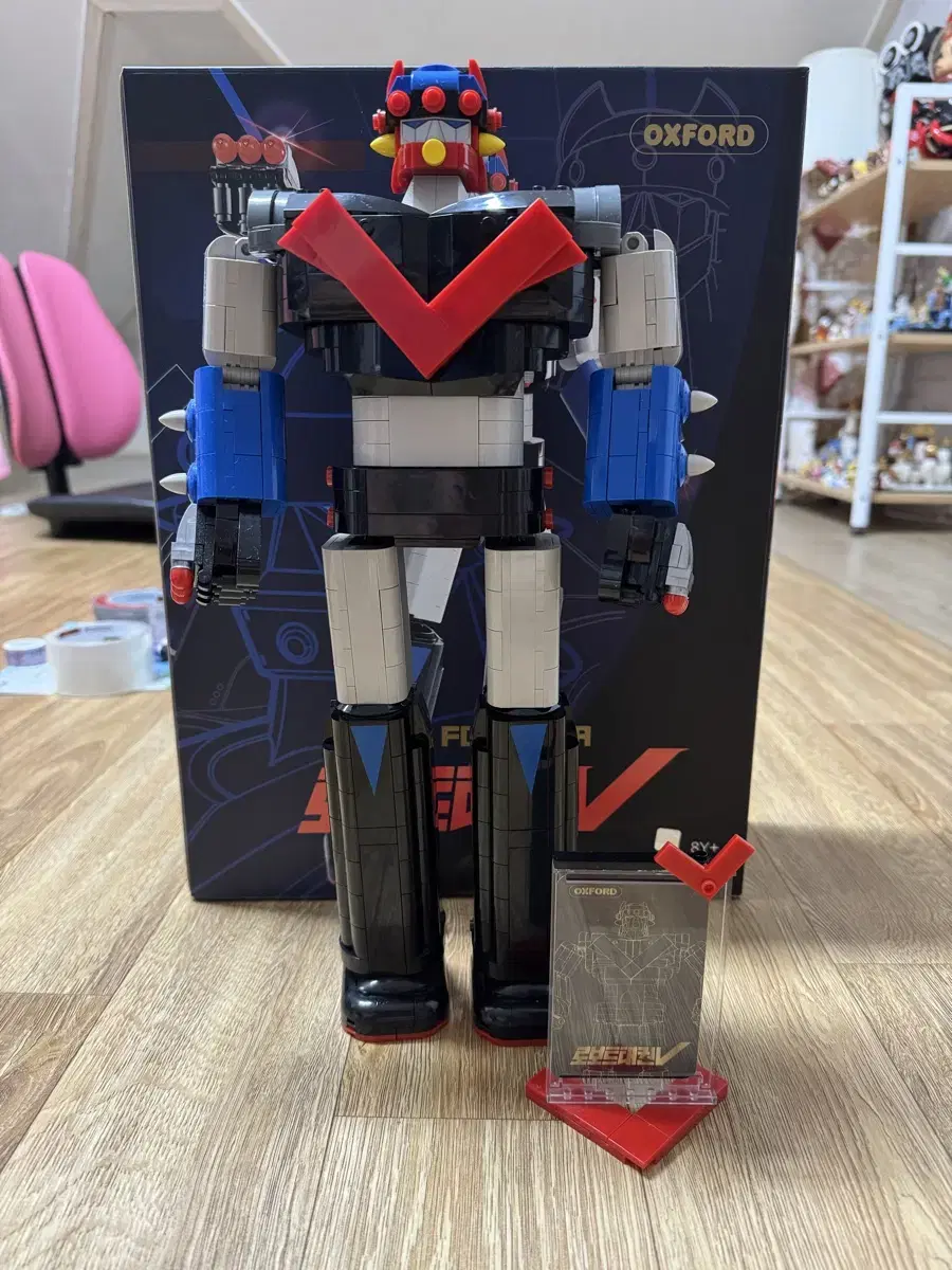 Oxford Retro Collaboration Robot Taekwon V BM35229