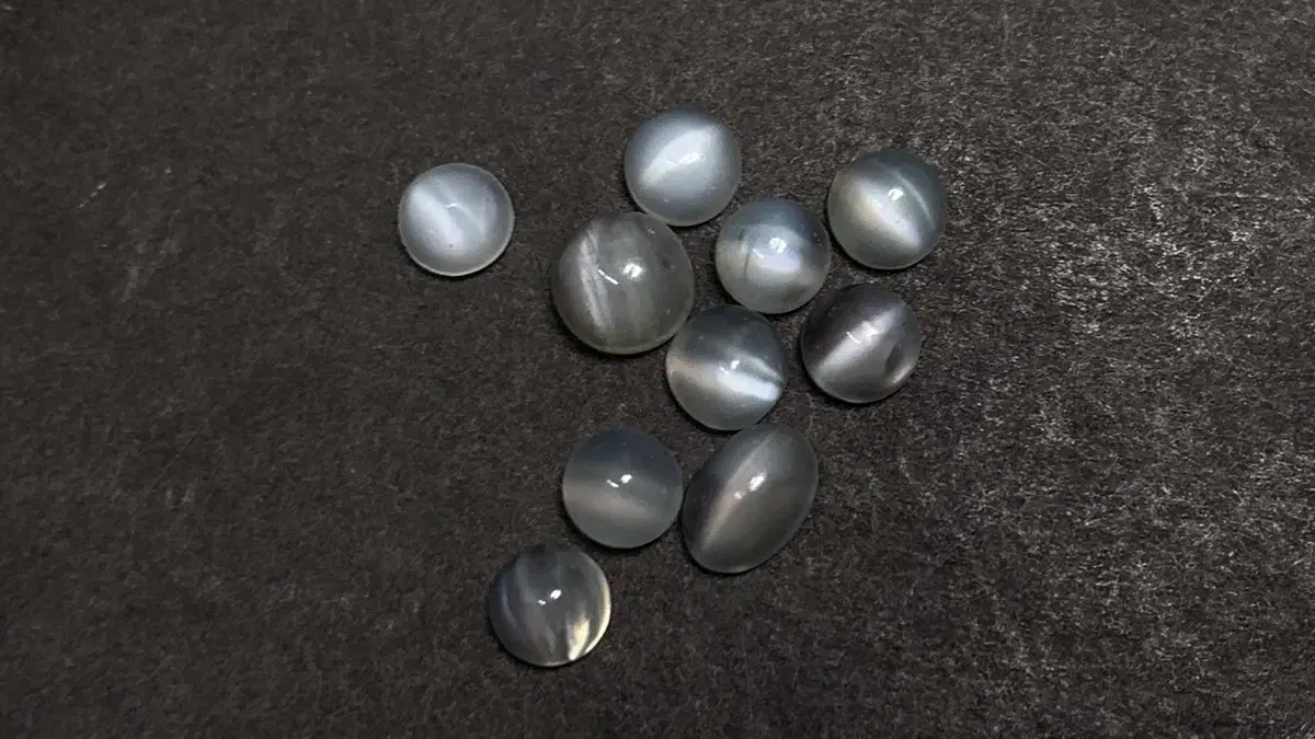 No. 68 Natural Blue Cat's Eye Moonstone Cabochon 10 pcs/Star Meteorite Treasure Island