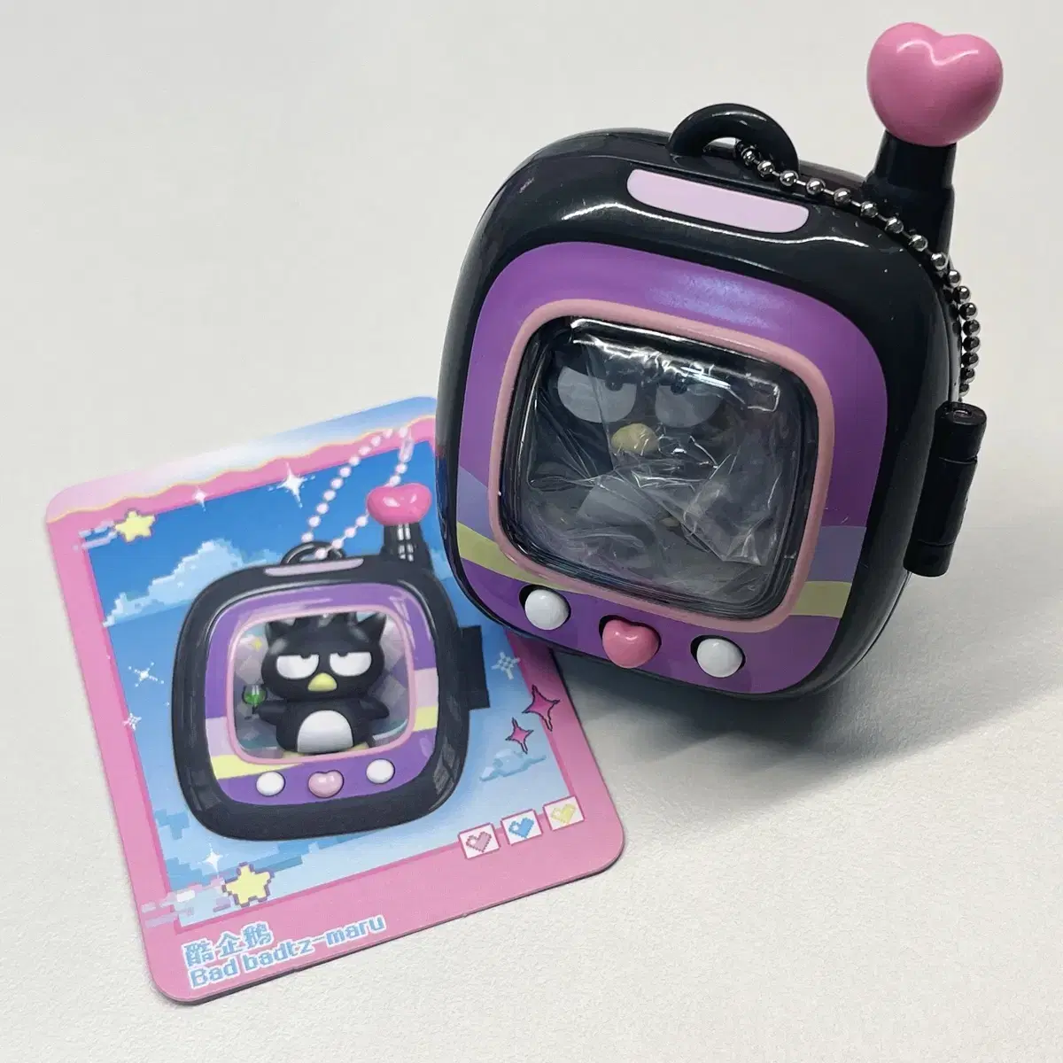 SANRIO | 산리오 Sanrio Bad Badtz-Maru Light-Up Tamagotchi